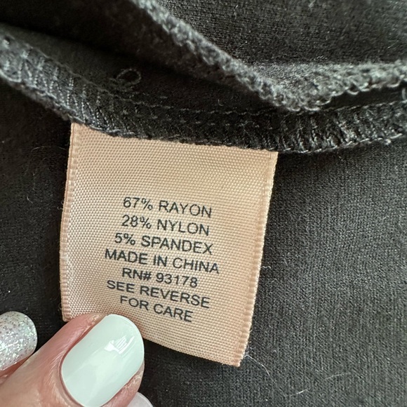 Philosophy Black Skirt, size 10 - Picture 8 of 8